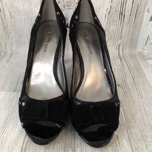 Anne Kline heels size 8.5